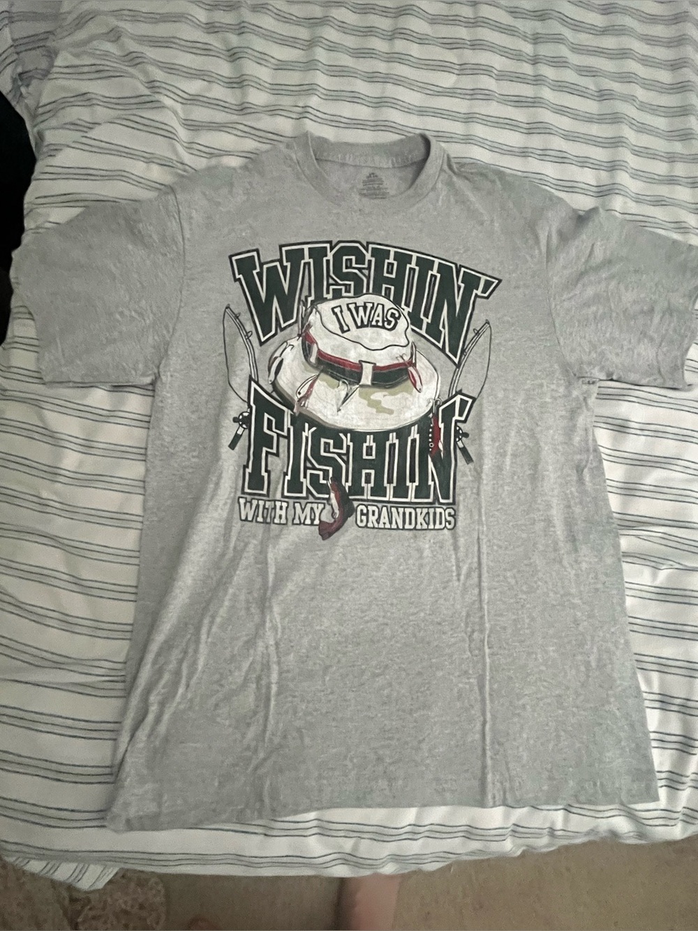 Wishin’ I Was Fishin’ With My Grandkids Fishing T-Shirt Gray Men’s Large